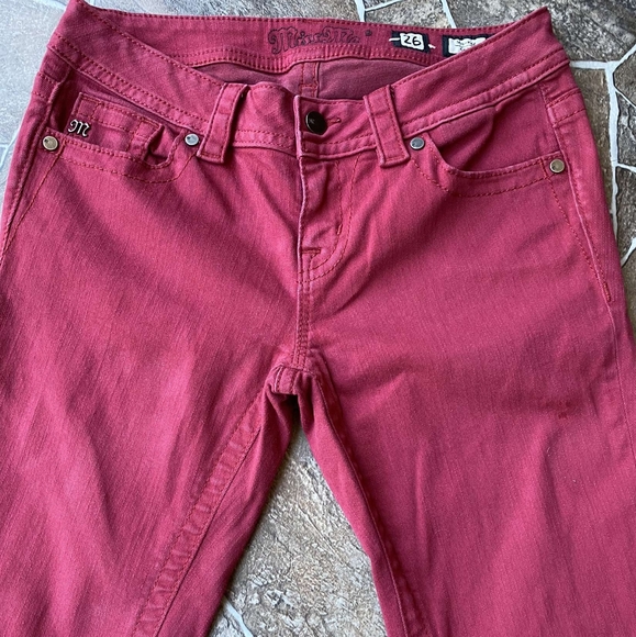 Miss Me Jeans - Picture 1 of 5